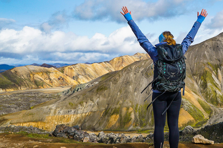 3-Day Highlands: Landmannalaugar, Emerald Ridge & Háifoss