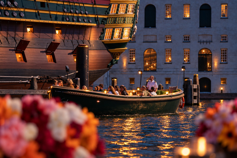 Amsterdam: Sunset & Evening Canal Cruise with Bar on Board Evening Cruise in Open Boat from Central Station