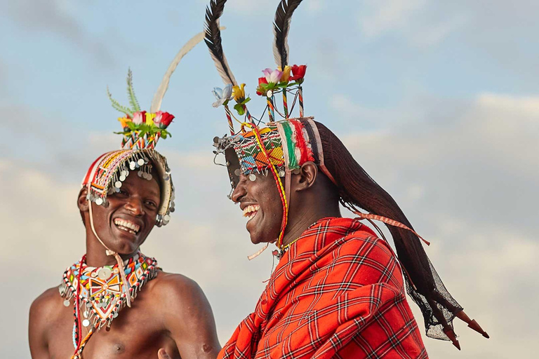 TOUR GIORNALIERO DI ESPERIENZA CULTURALE NEI VILLAGGI MASAI.TOUR DI UN GIORNO DELL&#039;ESPERIENZA CULTURALE DEL VILLAGGIO MASAI.