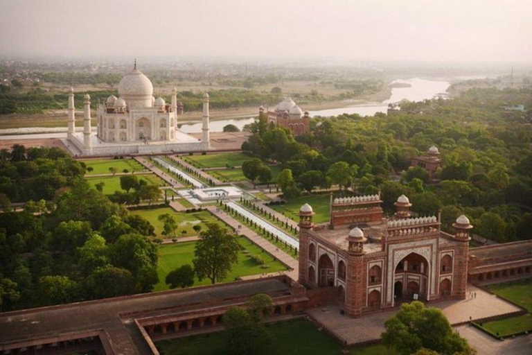 From Delhi: Private Taj Mahal & Agra Day Trip by Fast Train Private Live Tour Guide Only