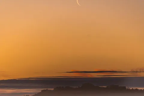 Lofoten: Midnight Magic Tour with Snacks and Drinks