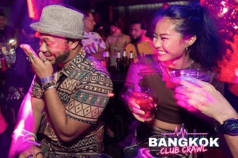 Bangkok: Bar & Club Crawl Experience