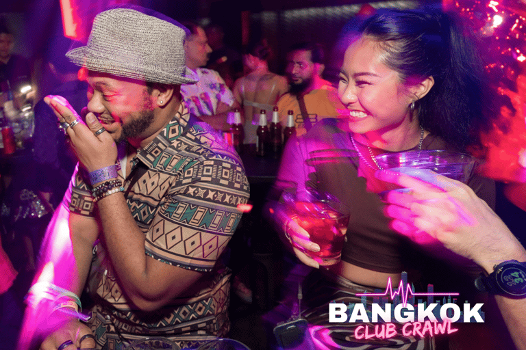 Bangkok: Bar & Club Crawl Experience