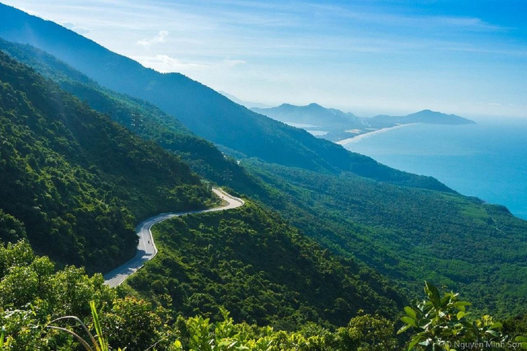 De Hue à Hoi An en moto par le col de Hai Van (ou vice versa)De Da Nang ou Hoi An à Hue (aller simple)