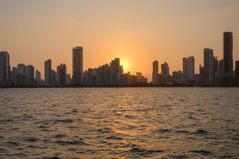 Cartagena: Walking tour & Sunset Pirate Ship Cruise