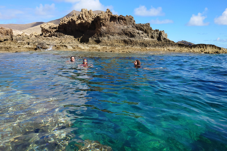 Porto Santo: Island Highlights 4x4 Tour with Hotel Transfers