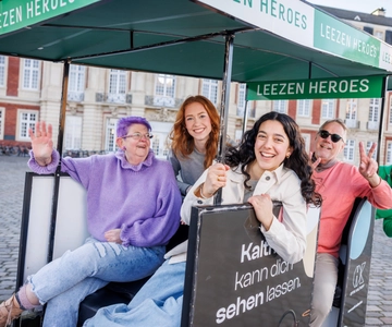 Münster: Private Guided Rickshaw City Tour