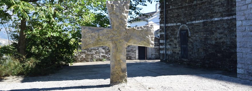 Visite à pied du vieux bazar, de Cfake, de Dunavat et du pont Ali Pasha