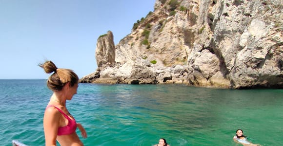 Sesimbra: Exclusive Private Yacht tour with sea activities!