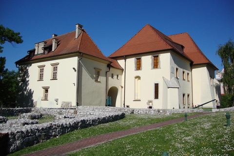 Krakow: Wieliczka Saltmine Guided Tour with Hotel Pickup