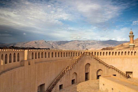 Escursione privata di un giorno a Nizwa e Jabal Shams (Grand Canyon)