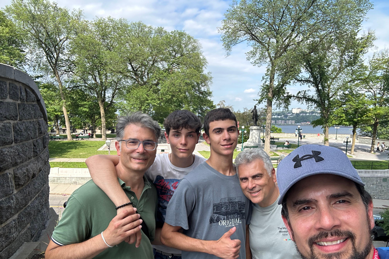 Québec: City Highlights Walking Tour | 3-Hour Québec City: 3-Hour Tips-Based Walking Tour in English