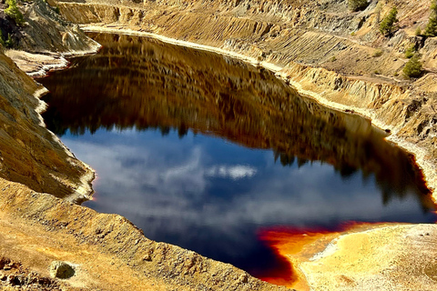 Cyprus: Nature & Lost Places – Mines, Lakes & Colours