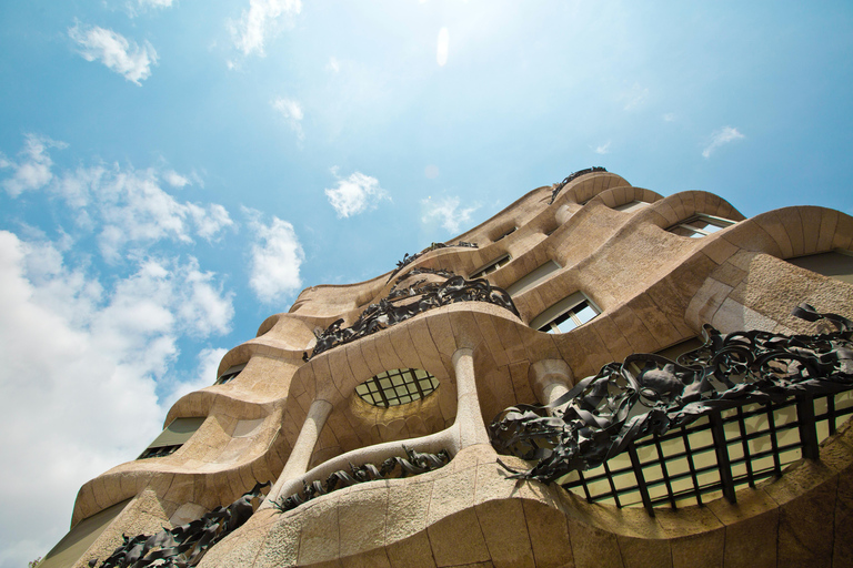 Barcelona: Sagrada Familia, Modernisme en Rondleiding door de Oude StadTour in het Engels