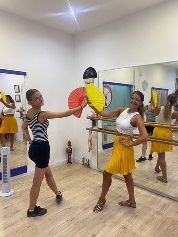 Feria de Málaga Special: Authentic Sevillanas Dance Workshop