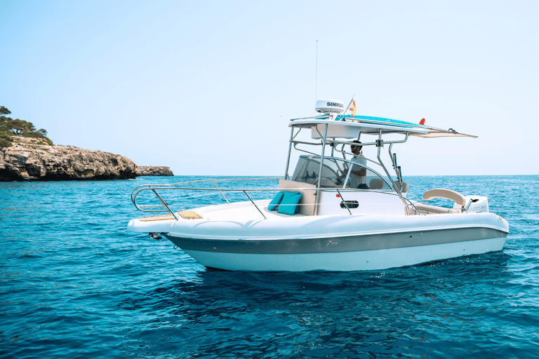 Boat trip through the coves of southeast Mallorca Boat Trip through the coves of southeastern Mallorca