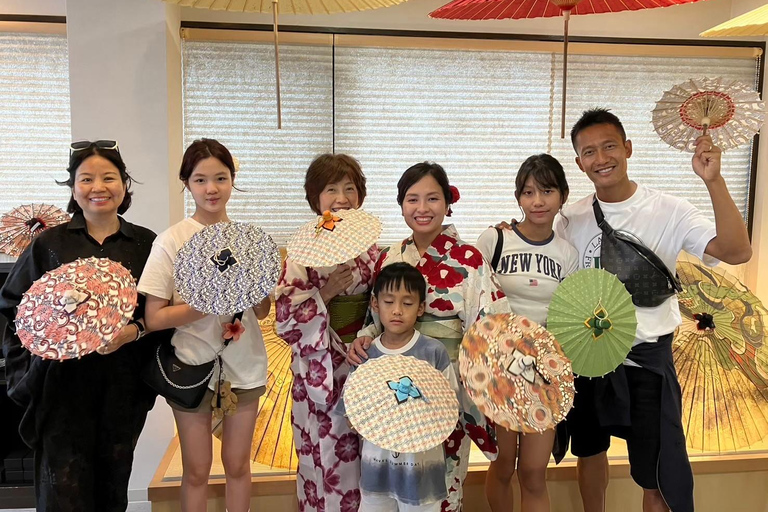 Kyoto: Traditional Mini Umbrella Making Workshop