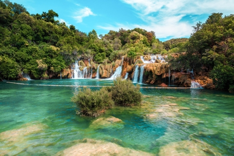 Ze Splitu lub Trogiru: Park Narodowy Krka z biletem wstępuWycieczka współdzielona z Trogiru