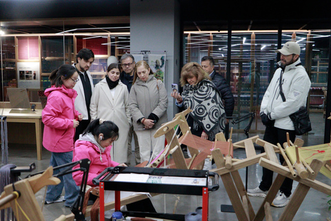 Zhangjiajie: Tujia Brocade Weaving and Tie-Dye Workshop