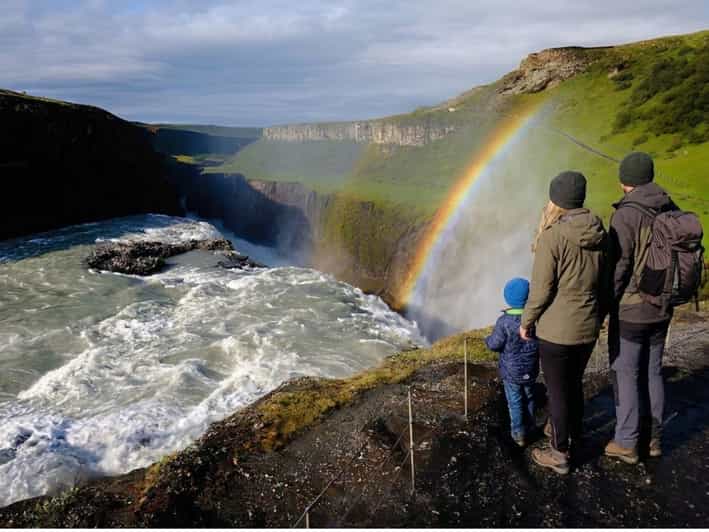 Golden Circle with Kerid Crater & Farm Visit in Small Group