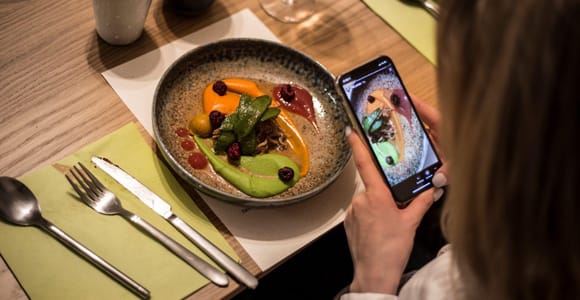 Prague: Savor 10 Course Dinner in Chef’s Kitchen