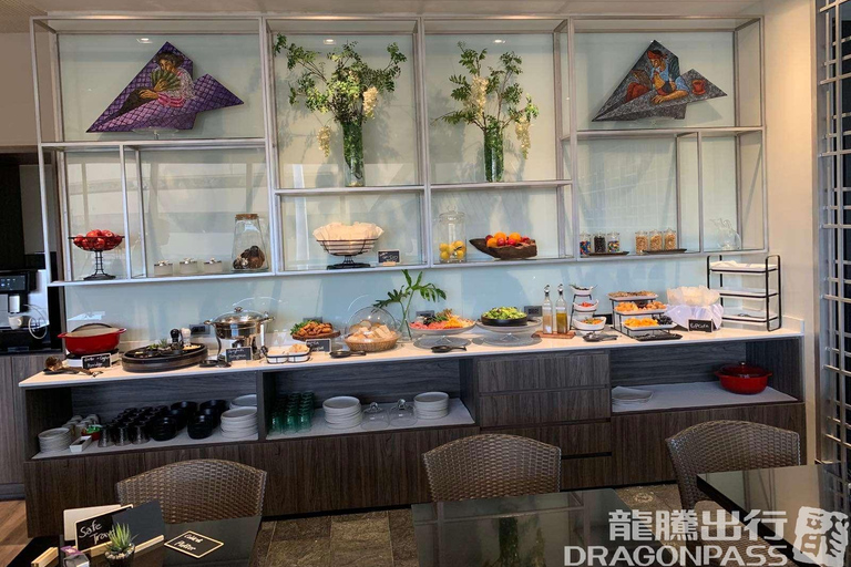 Manila: Ninoy Aquino Airport Lounge By DragonPass T1 International Departure: A Lounge (T1)