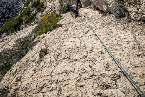 Session d&#039;escalade multi-pitch dans les Calanques près de MarseilleEscalade Multi-Pitch / Séance de découverte dans les Calanques