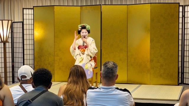Kyoto: Meet-and-Greet, Maiko Show and Experience