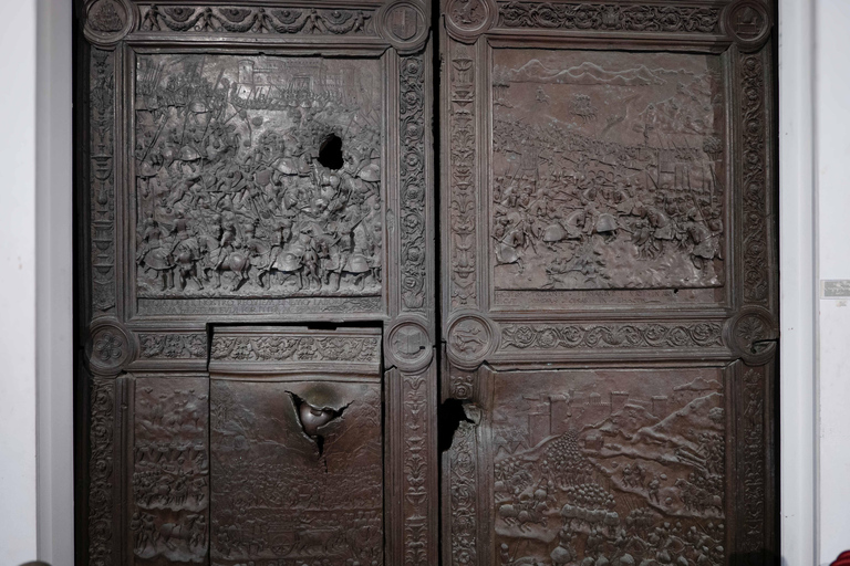 Maschio Angioino Entry Ticket with Smart Audio Guide