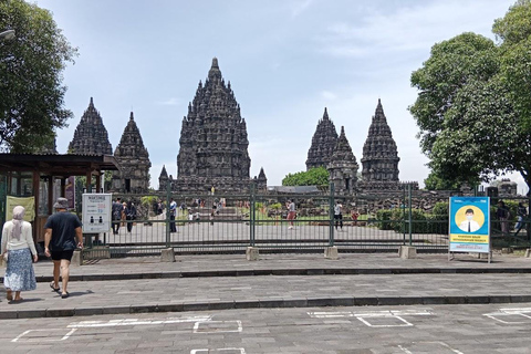 Yogya Cultural Tour: Borobudur Prambanan Temple & Merapi