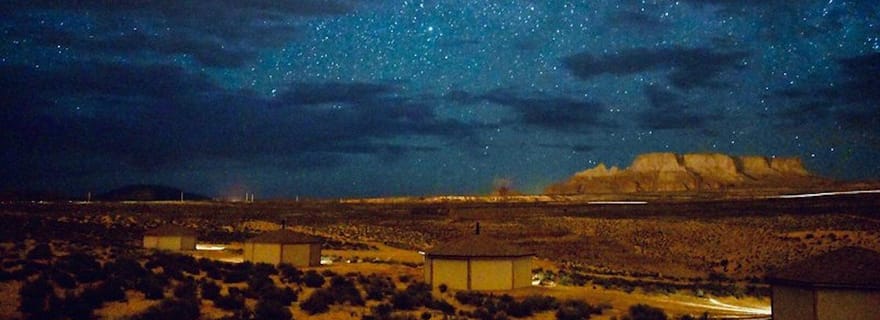 Page : Séjour traditionnel Navajo Hogan et visite d'Antelope Canyon