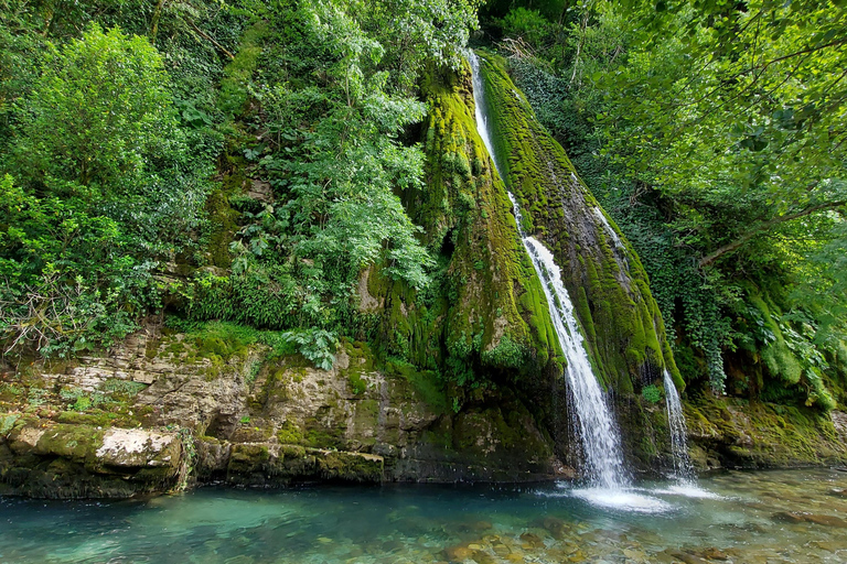 Da Tbilisi: Tour di un giorno del Canyon Martvili e delle Grotte di Prometeo