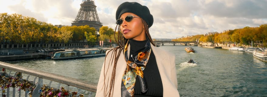 Paris : Séance photo premium à la Tour Eiffel + 100 photos livrées en 5h