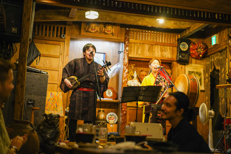 Visite des bars de Naha à Okinawa