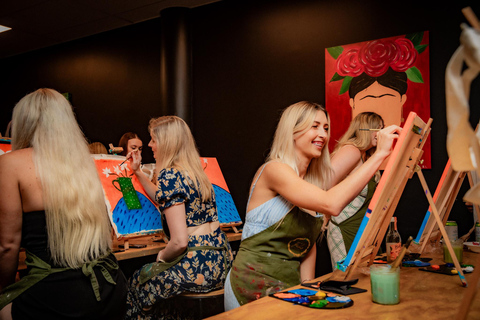 LUXE SIP N' PAINT EXPERIENCE