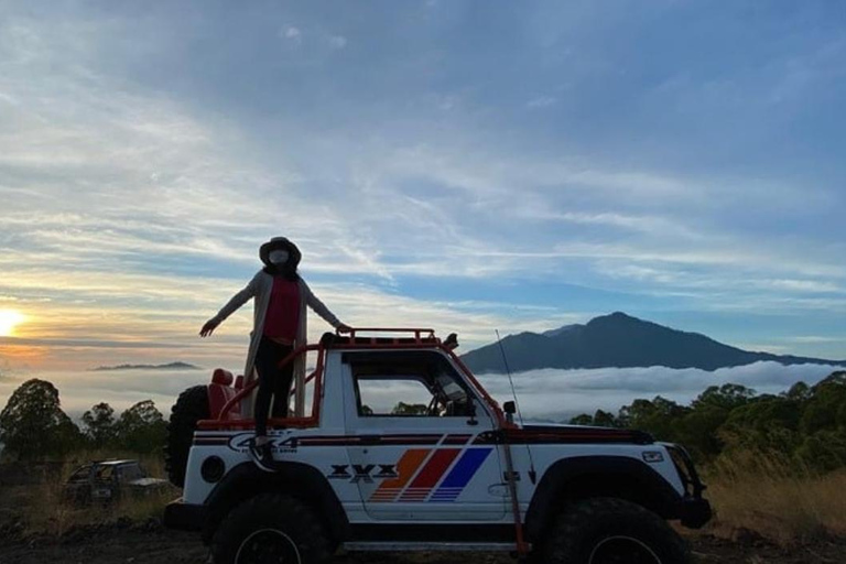 Kintamani: Jeep Sunrise Trekking with Hot Spring Kintamani 4WD Sunrise Tour with Natural Hot Spring Bath With Shuttle