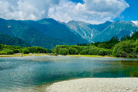 Kanazawa/Takayama: Kamikochi & Shinhotaka Private Day Tour