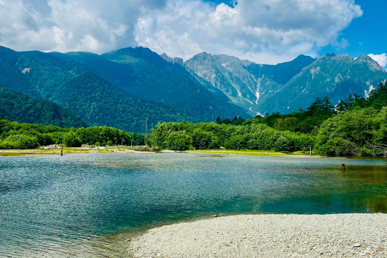 Kanazawa/Takayama: Kamikochi & Shinhotaka Private Day Tour