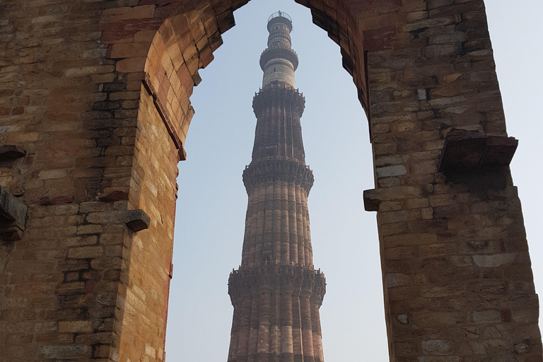 Private Full Day City Trip of Old and New Delhi Full Day Tour with Transportation, Driver, and Guide