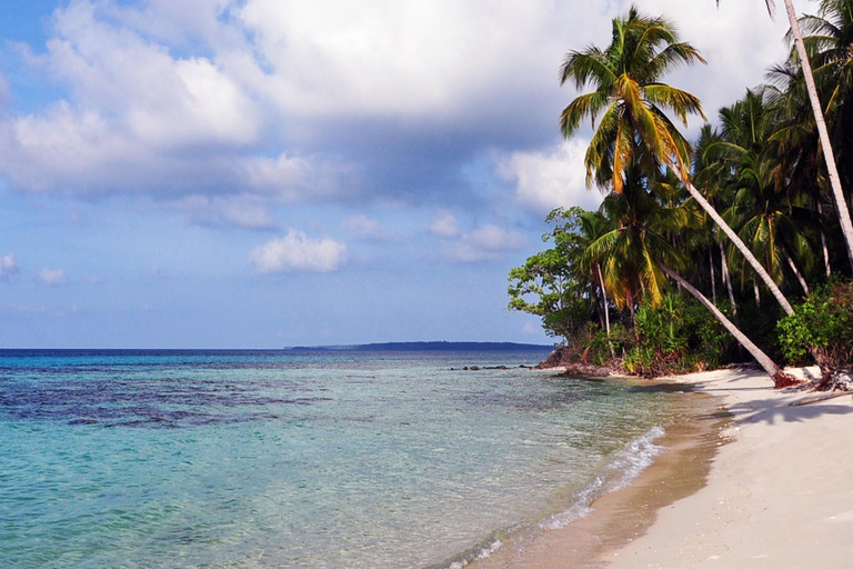 FROM SEMARANG : KARIMUNJAWA ISLAND TOUR