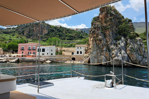 Castellammare: Catamaran Tour – Scopello Caves and Zingaro Nature Reserve Catamaran Tour: Caves, Scopello and Zingaro Nature Reserve
