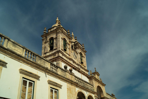 Nazaré: Walking Tour with Funicular & Local Guide