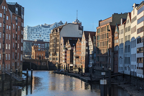 Hamburg: Guided Tour in French, the essentials in 2,5 hours!