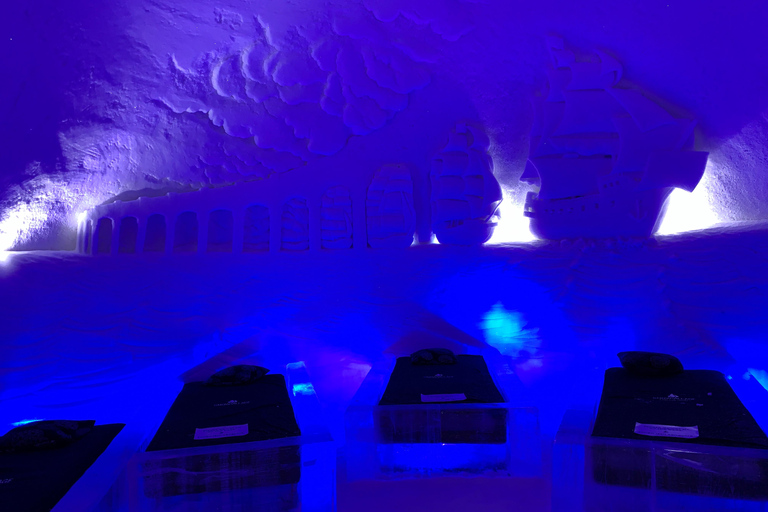 Rovaniemi: Besuch des Arctic Snow Hotels mit Transfer