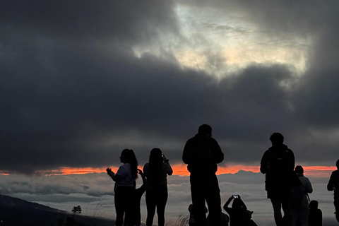Santa Ana: wędrówka po wulkanie San Marcelino z lokalnym przewodnikiem.
