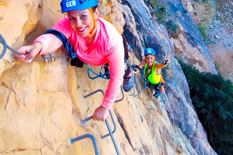 Alicante-Albir: Via Ferrata + Rappel in Alfaz del Pi for adults and children, pet-friendly