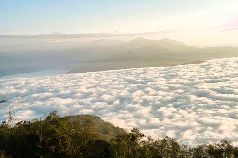 Katmandu: Soluppgång vid Nagarkot &amp; vandring till Changunarayan