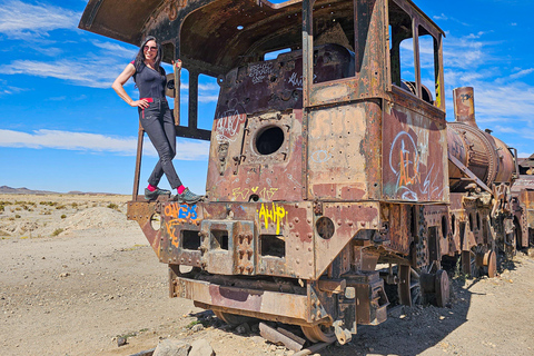 Uyuni: 1-Day Salt Flats, Giant Cacti & Sunset Adventure SPANISH TOUR
