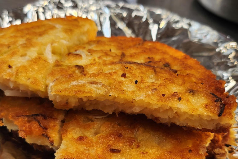 Seul: tour gastronómico pelo mercado noturno com churrasco coreano e casa de chá