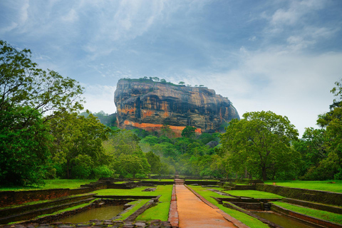 Sri Lanka ancient wonders Sigiriya, Kandy, Dambulla 2-day